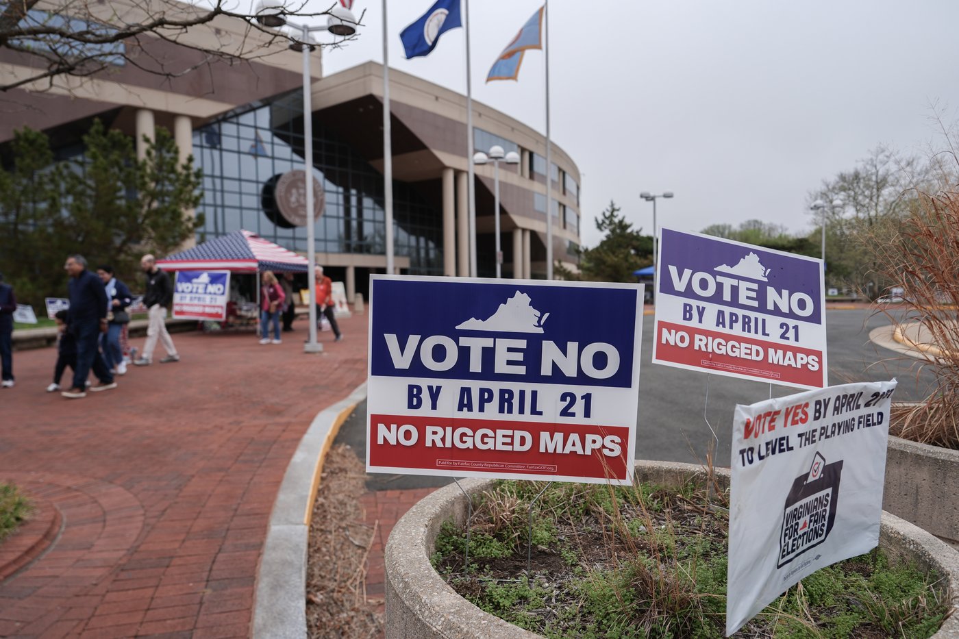 Virginia voters deciding on redistricting plan that could boost Democrats' seats in Congress | iNFOnews.ca