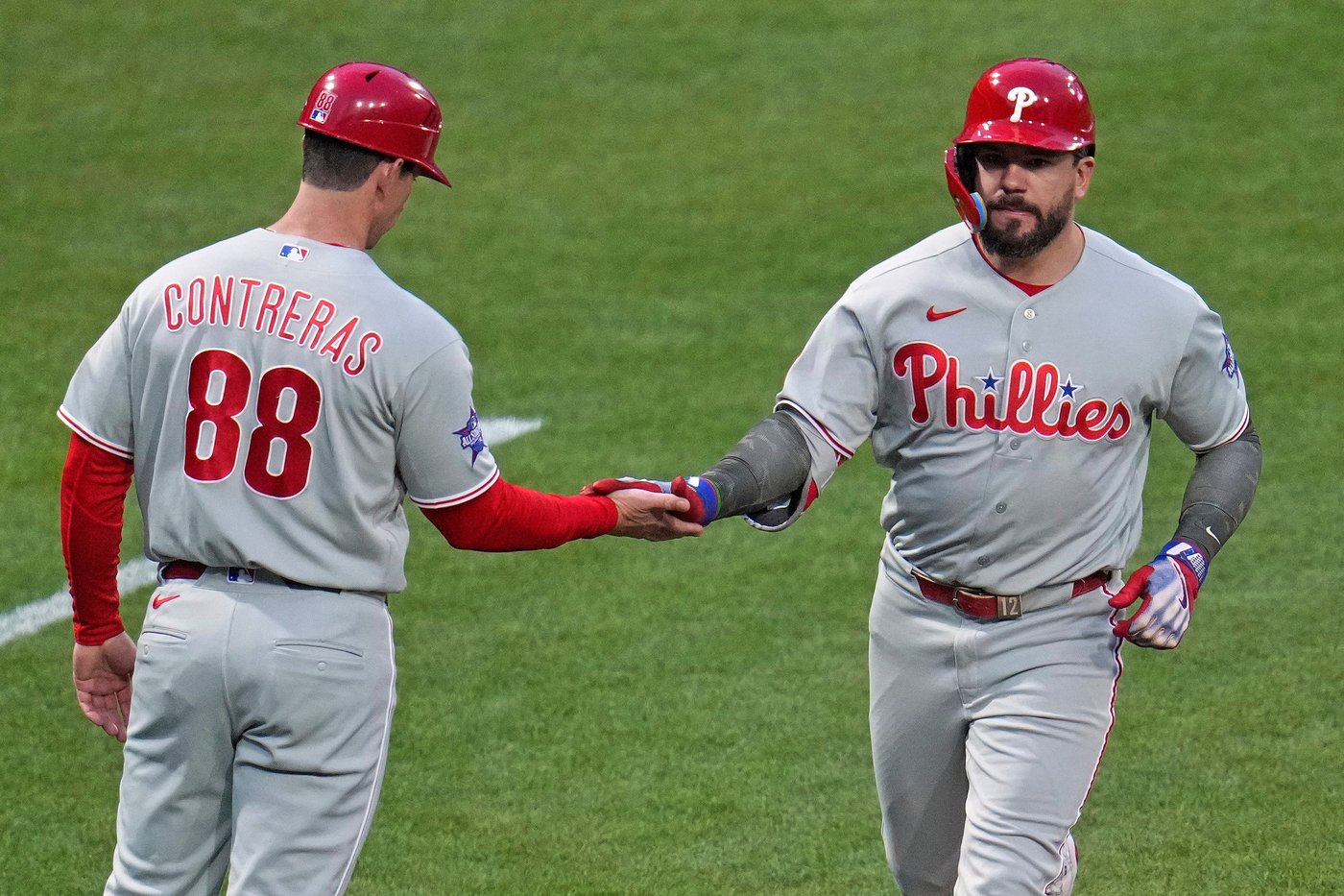 Kyle Schwarber is on a heater. So are the Phillies. It's not a coincidence | iNFOnews.ca