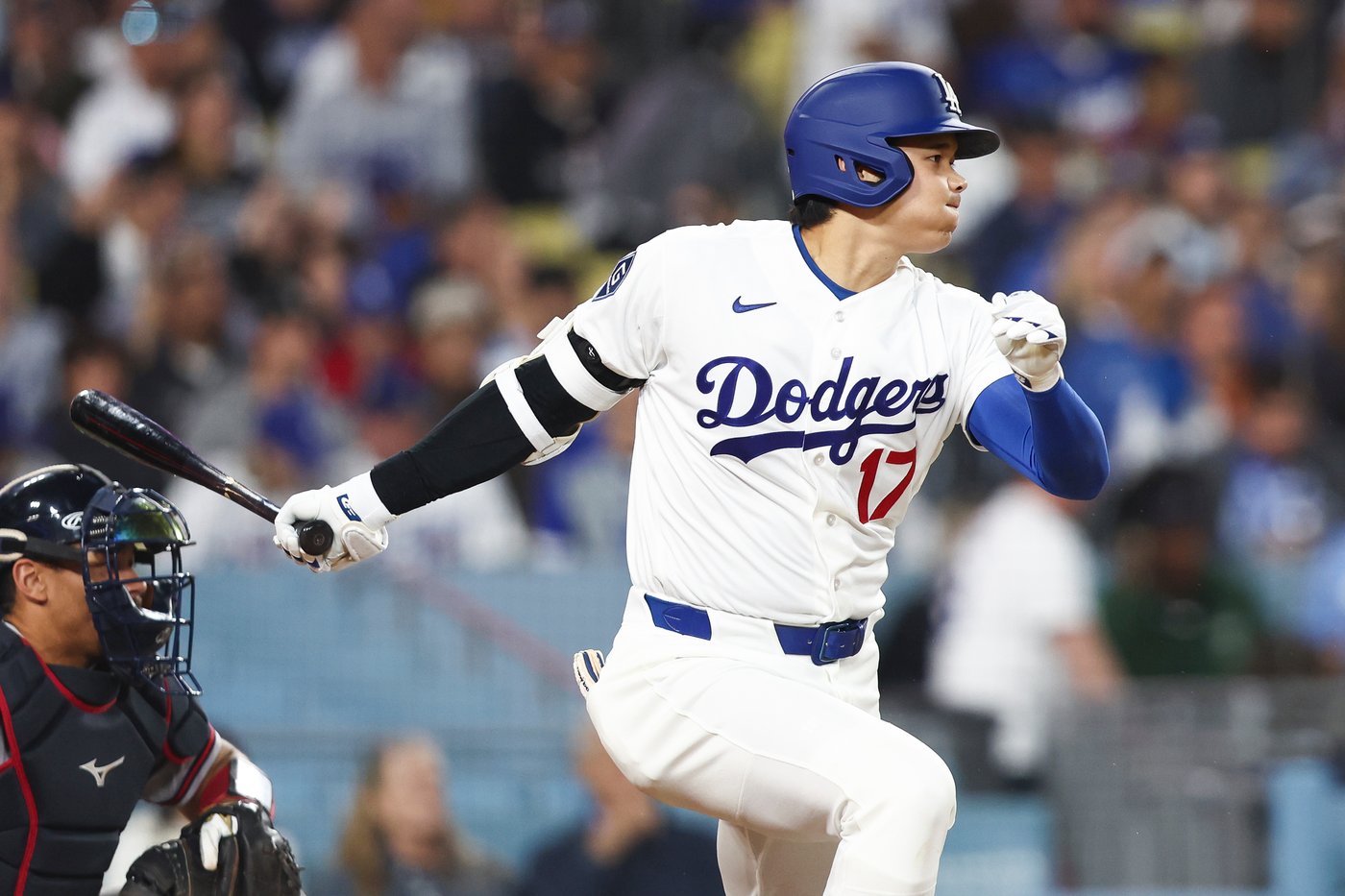 Freeman, Ohtani lead Dodgers past Sale and Braves 3-1 in National League showdown | iNFOnews.ca