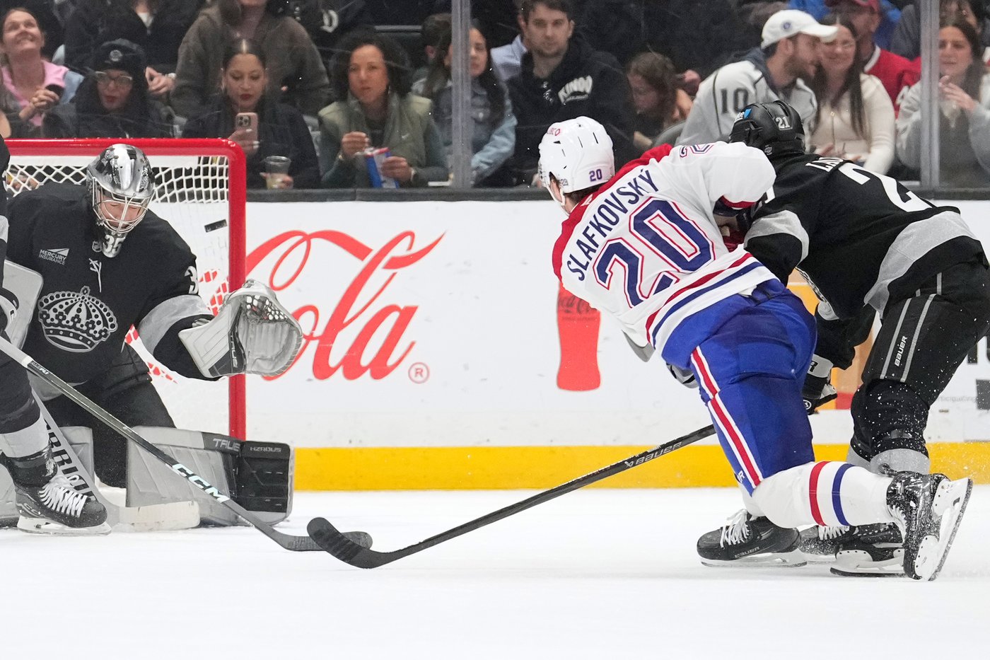 Slafkovsky, Suzuki lead Canadiens' comeback for 4-3 win over the Kings | iNFOnews.ca