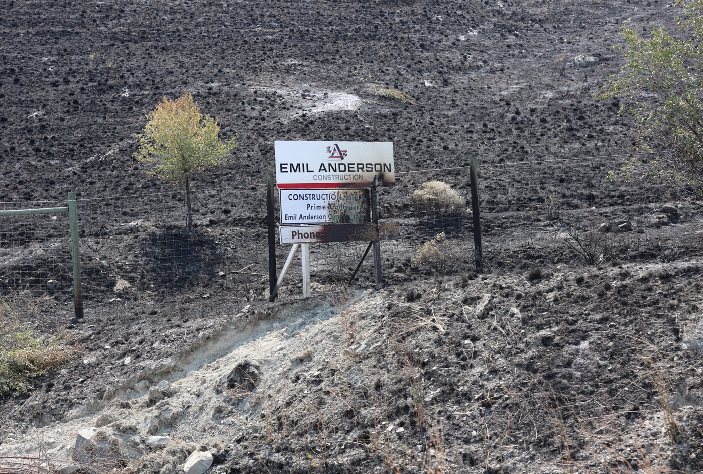 Fallen trees, bears are risks for B.C. wildfire evacuees returning home: officials | iNwheels Fallen trees, bears are risks for B.C. wildfire evacuees returning home: officials | iNwheels