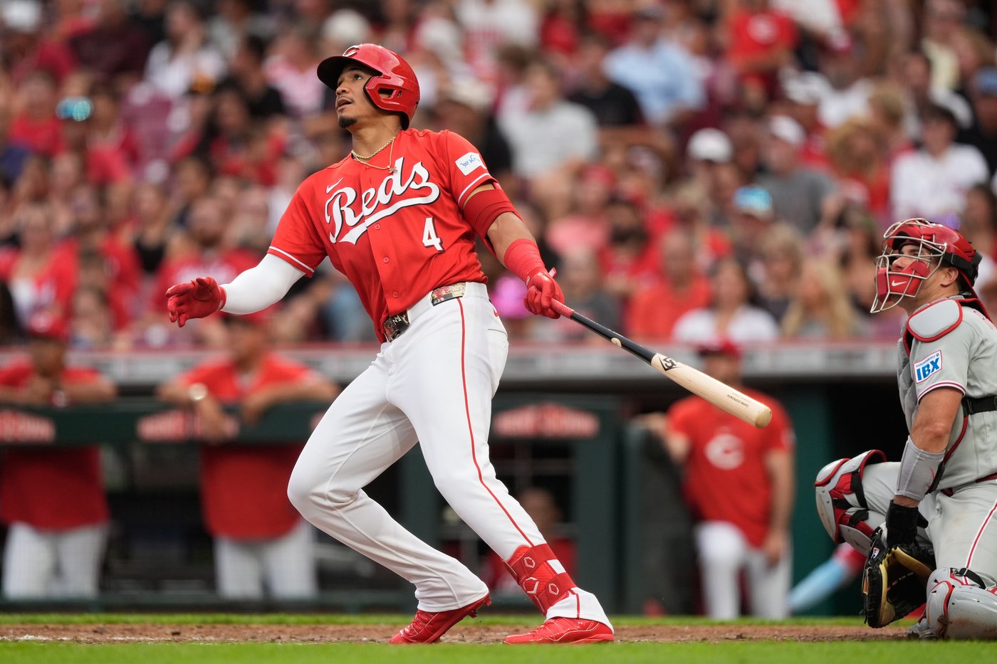 Reds become first team to homer 4 times in an inning this season | iNFOnews.ca
