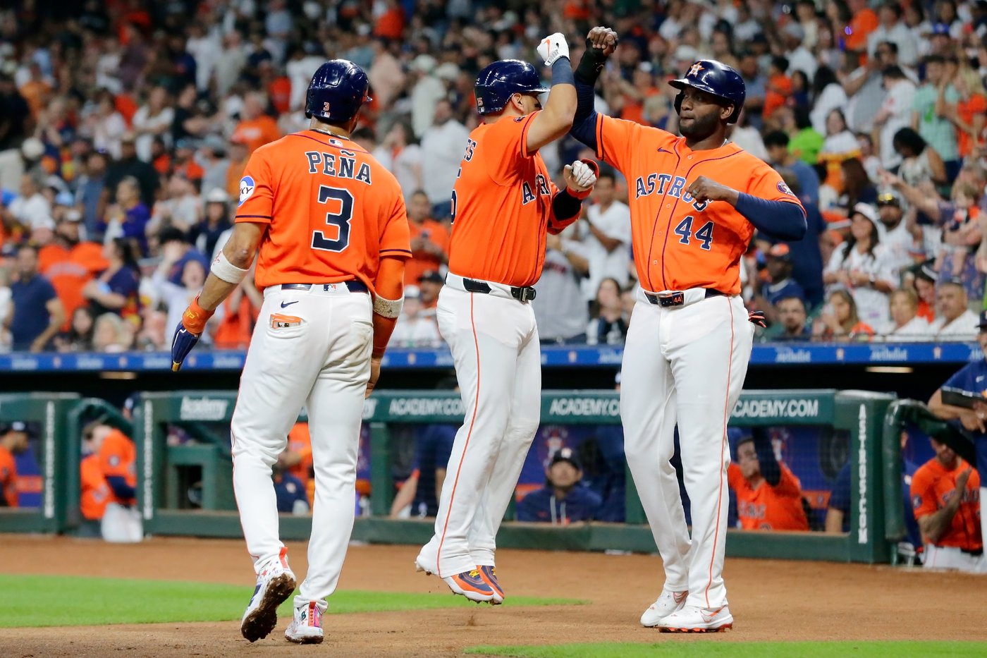 Paredes homers for 3rd straight game, drives in 4 in Astros' 5-1 win over A's | iNFOnews.ca