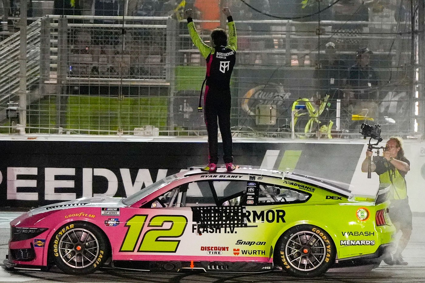 Ryan Blaney is only 65 points out of NASCAR'S points lead following dominant weekend in Atlanta | iNFOnews.ca