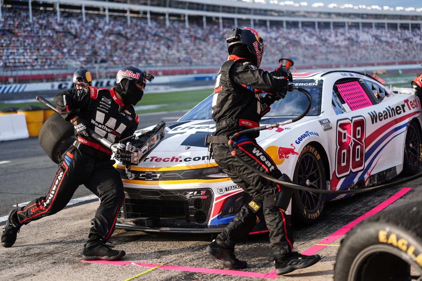Connor Zilisch and Shane van Gisbergen hope to be on the right track at Watkins Glen | iNFOnews.ca