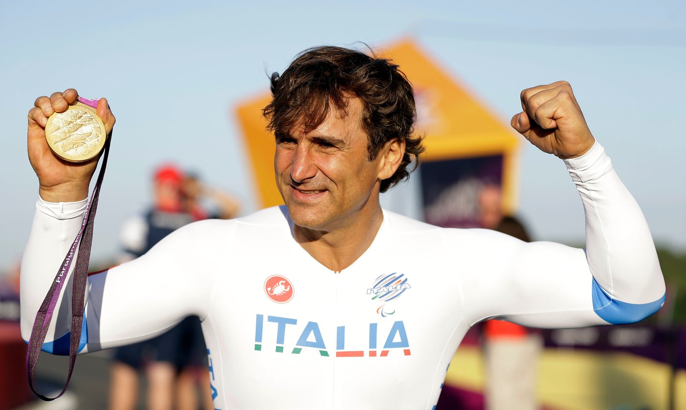 Alex Zanardi, auto racing champ who won Paralympic golds between life-altering accidents, dies at 59 | iNFOnews.ca