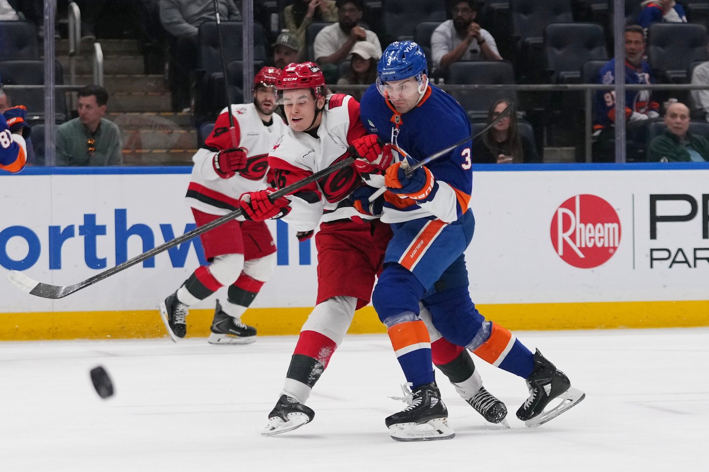 Jankowski’s 3rd-period goal lifts Hurricanes past Islanders 2-1 | iNFOnews.ca
