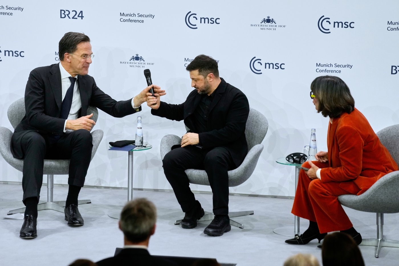 Zelenskyy says questions remain for allies over security guarantees for Ukraine | iNFOnews.ca