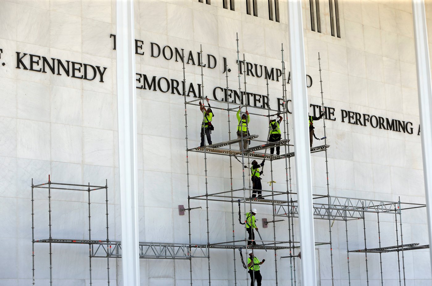 Trump's name poised to be removed from Kennedy Center after judge denies last-minute move to keep it | iNFOnews.ca