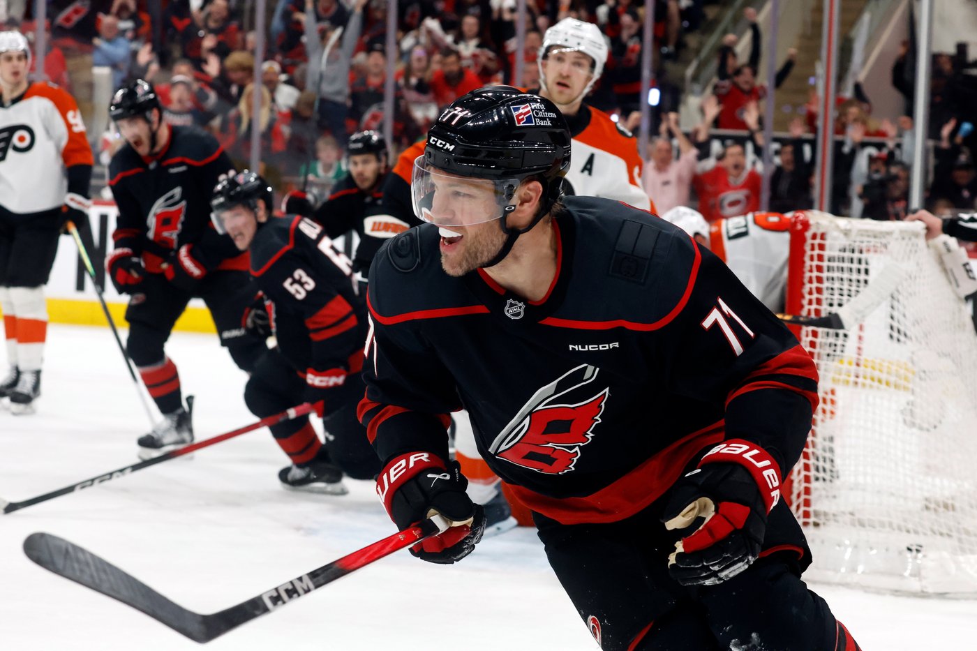 Trailing 2-0 in series, Flyers hope return home can fuel comeback against Hurricanes | iNFOnews.ca