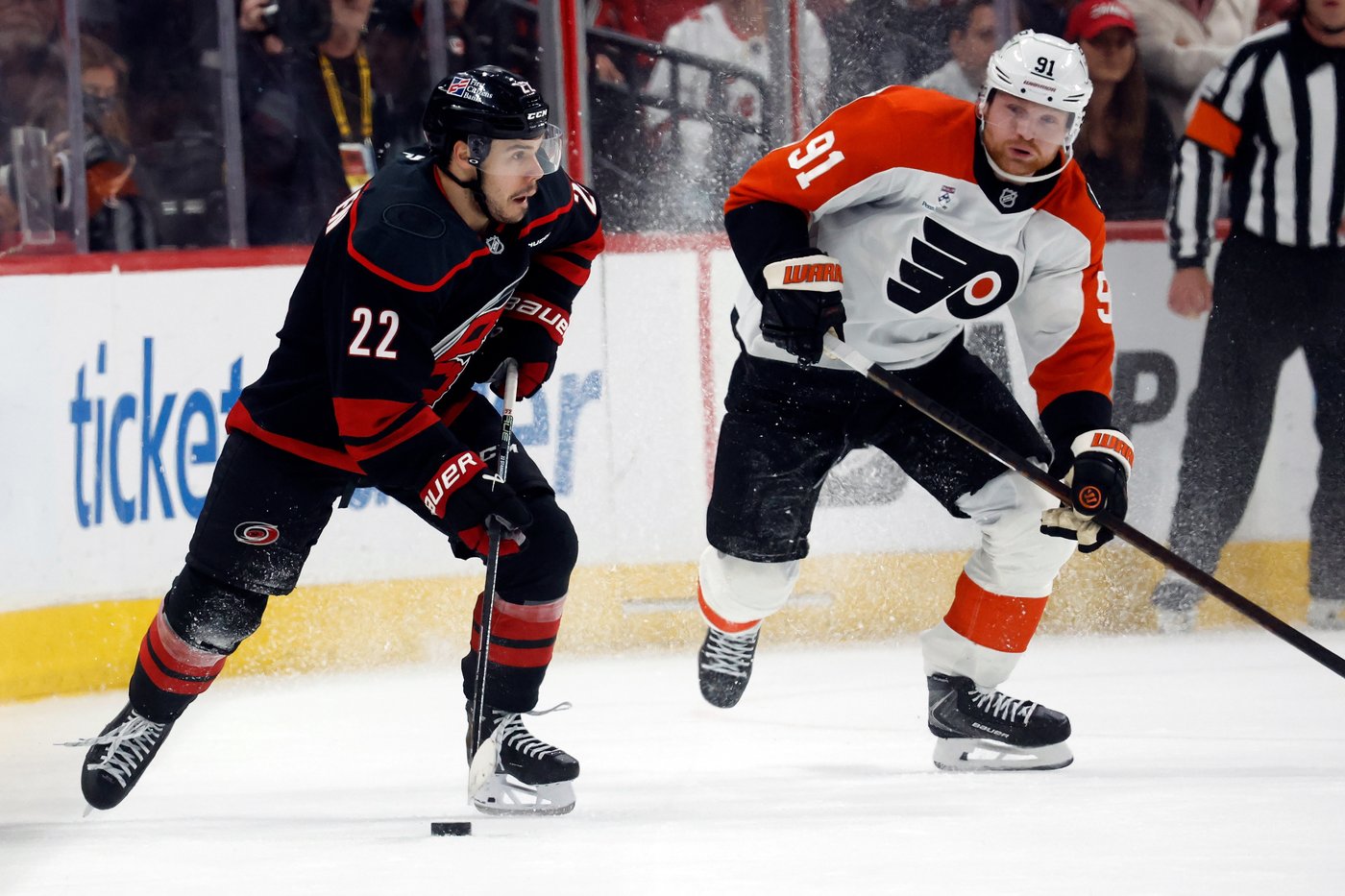 Trailing 2-0 in series, Flyers hope return home can fuel comeback against Hurricanes | iNFOnews.ca