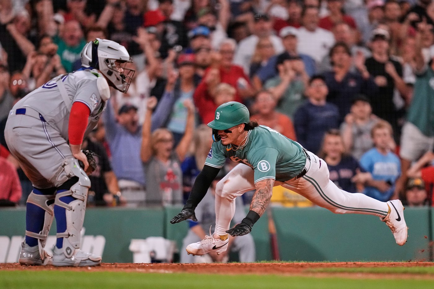 Seigler has first 4-hit game as Red Sox beat Blue Jays 6-4 | iNFOnews.ca Seigler has first 4-hit game as Red Sox beat Blue Jays 6-4 | iNFOnews.ca