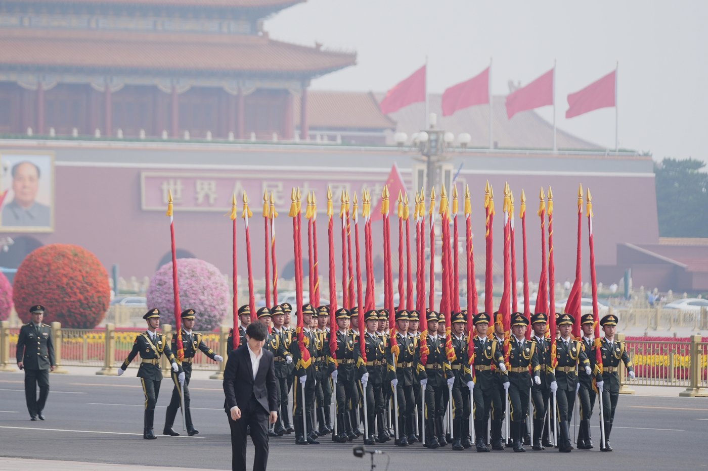 Photos of Trump in China for talks with Xi Jinping | iNFOnews.ca