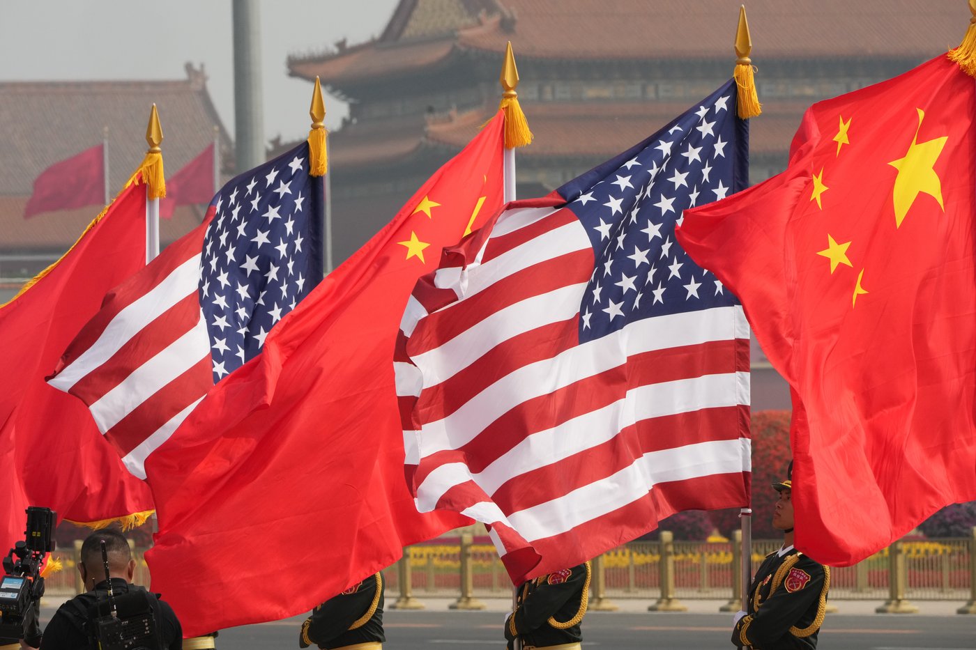 Photos of Trump in China for talks with Xi Jinping | iNFOnews.ca