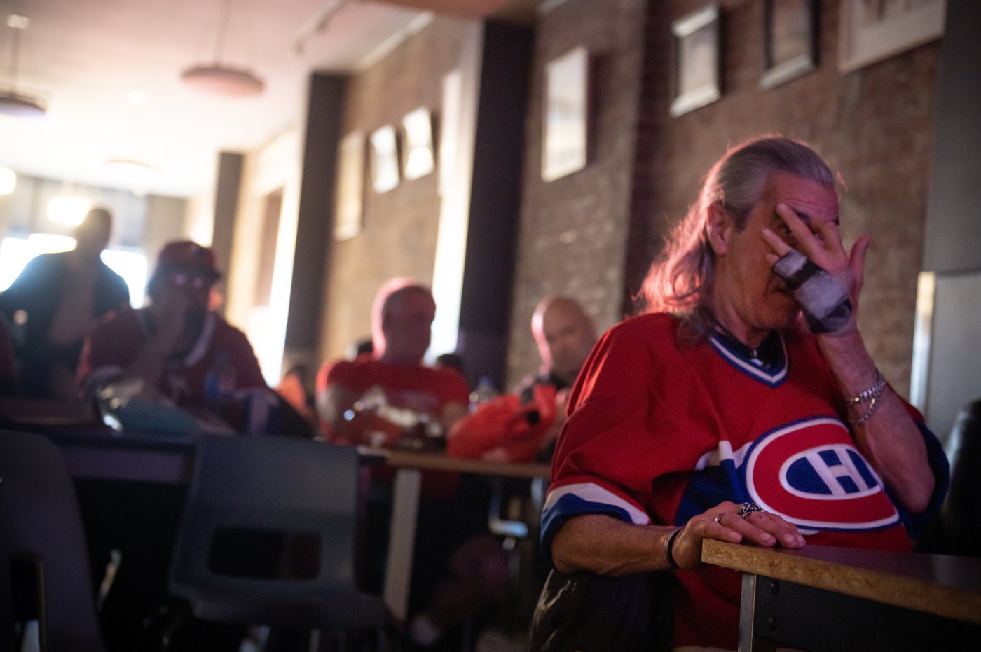 Hockey fever reaches Montrealers experiencing homelessness | iNFOnews.ca