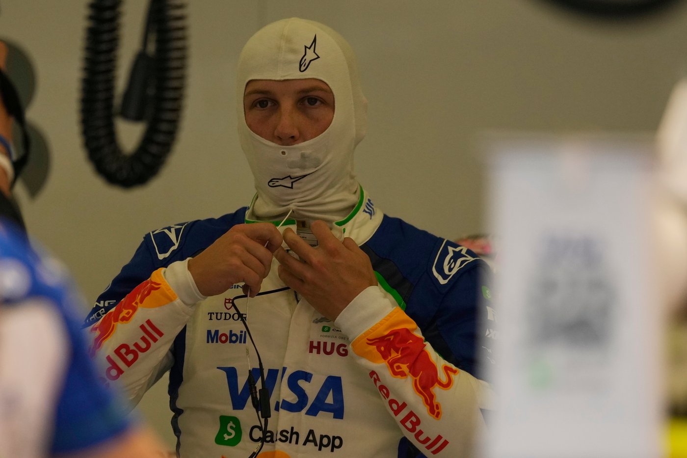 Visa locks in a 4-year Red Bull F1 extension through 2030, expanding branding and access | iNFOnews.ca