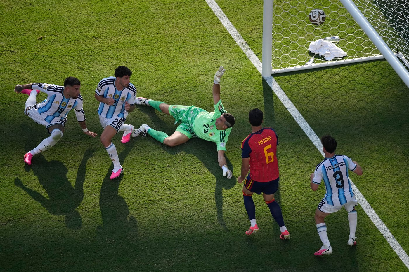 Spain wins the World Cup by beating Argentina 1-0 on Ferran Torres' goal in extra time | iNFOnews.ca Spain wins the World Cup by beating Argentina 1-0 on Ferran Torres' goal in extra time | iNFOnews.ca