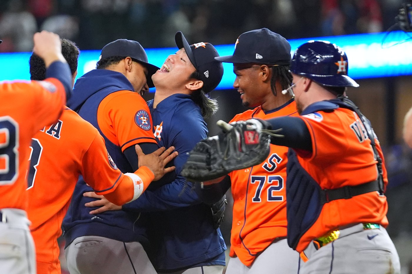 Astros throw a combined no-hitter in their 9-0 win over the Rangers | iNFOnews.ca Astros throw a combined no-hitter in their 9-0 win over the Rangers | iNFOnews.ca