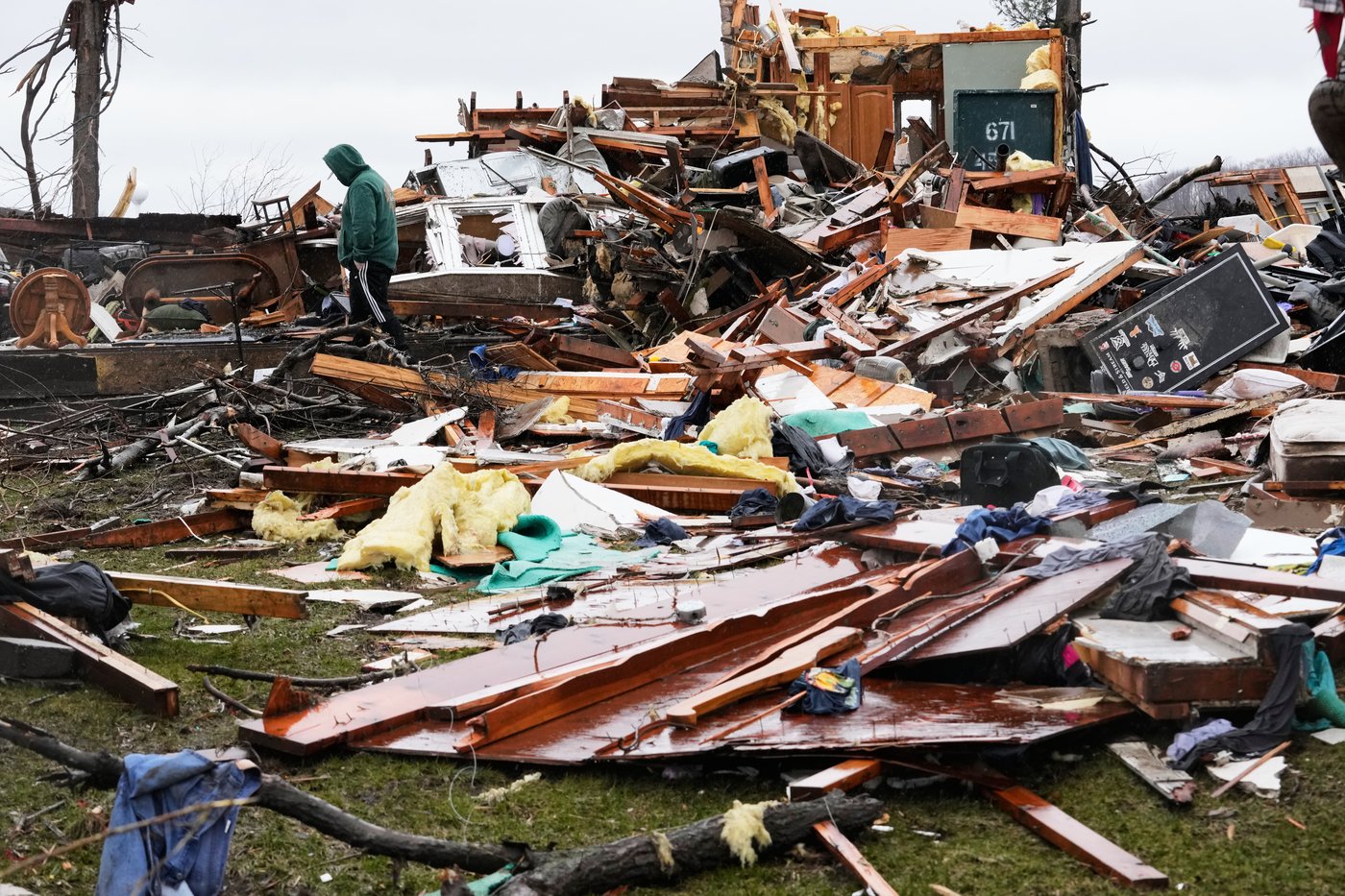 Photos show tornado damage after powerful storms hit Illinois and Indiana | iNFOnews.ca