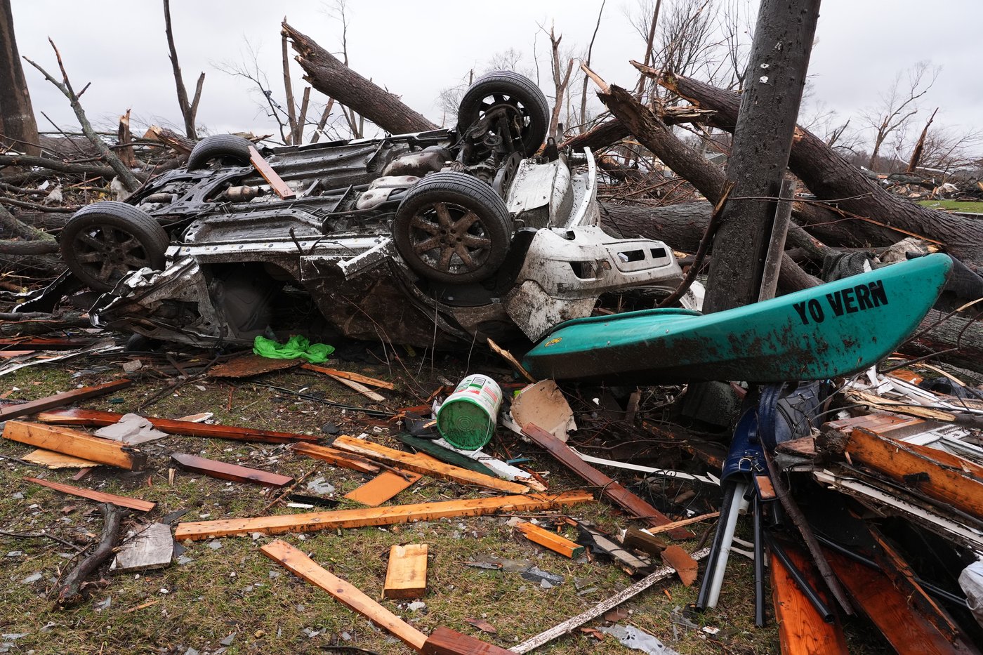 Photos show tornado damage after powerful storms hit Illinois and Indiana | iNFOnews.ca