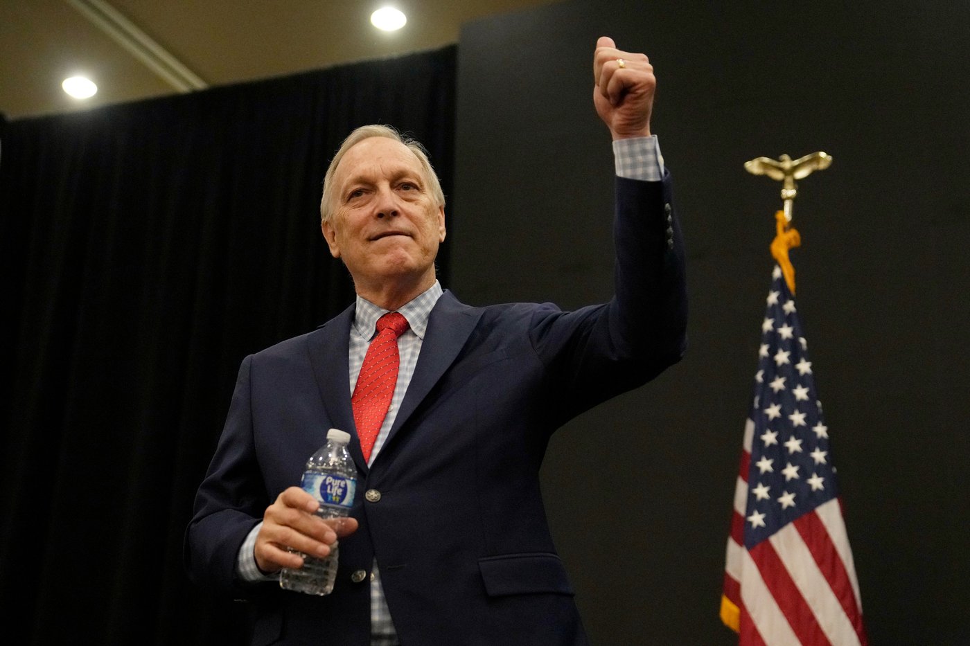 Andy Biggs wins Republican nomination to challenge Democrat Katie Hobbs for Arizona governor | iNFOnews.ca