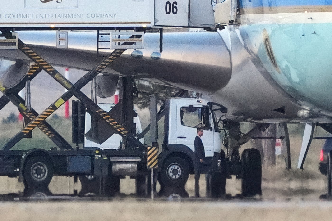 Trump says Secret Service and the military wanted him off Air Force One in Turkey due to threat | iNFOnews.ca