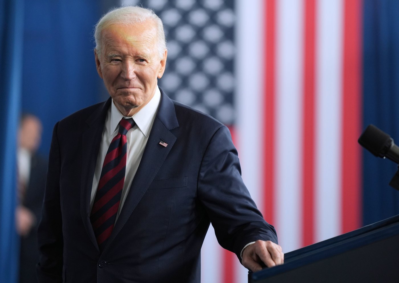 Joe Biden interviews with memoir ghostwriter reveal him discussing sensitive information | iNFOnews.ca