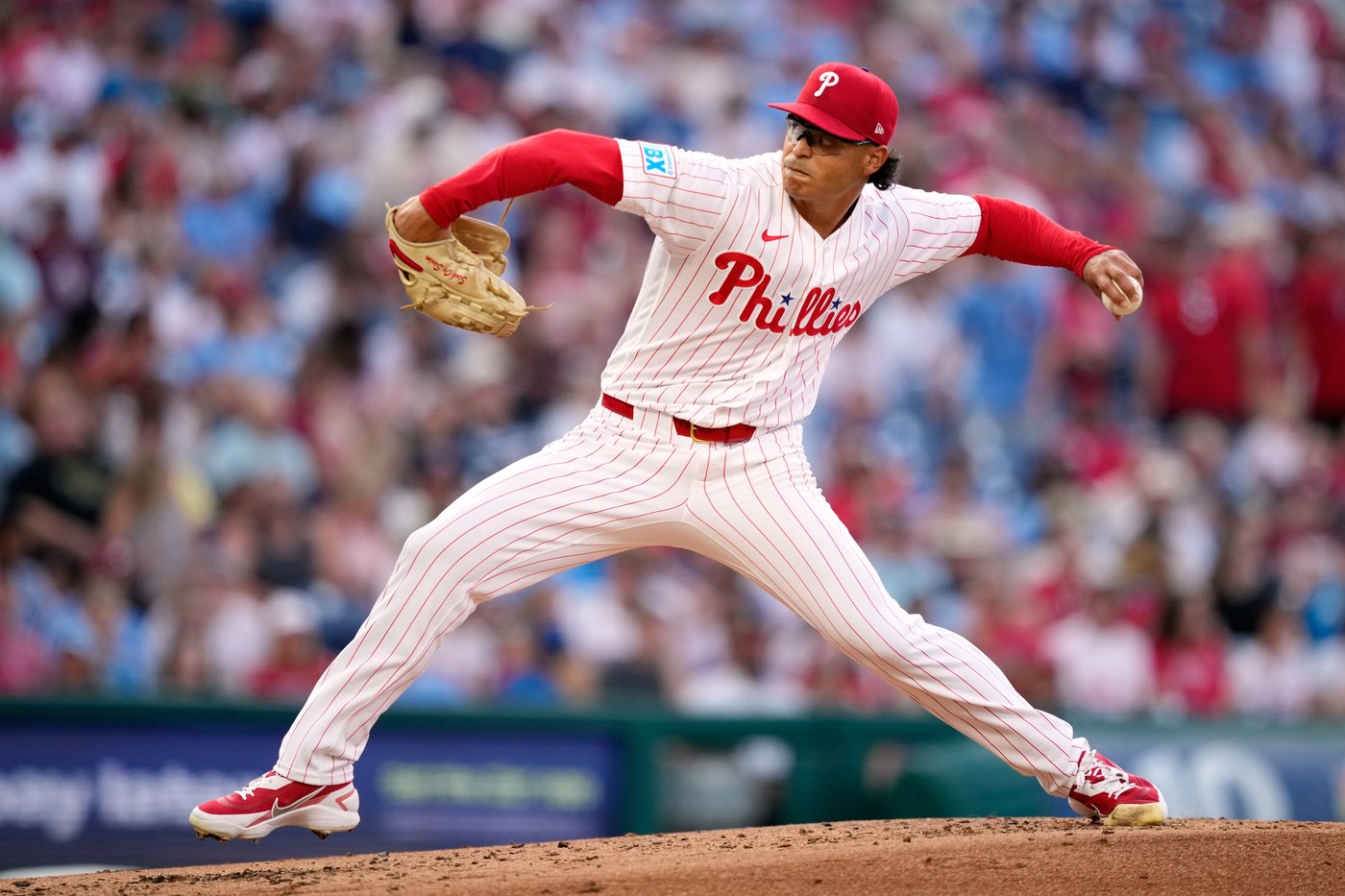 Arraez has 2 hits and 2 RBIs in Phillies debut, Luzardo tosses 8 innings in 5-0 win over Nationals | iNFOnews.ca