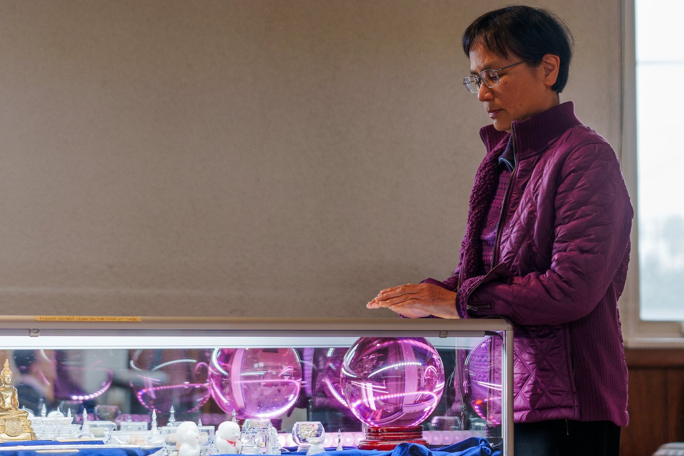 Teeth, finger bones and blessings: Buddhist relics inspire belief | iNFOnews.ca Teeth, finger bones and blessings: Buddhist relics inspire belief | iNFOnews.ca