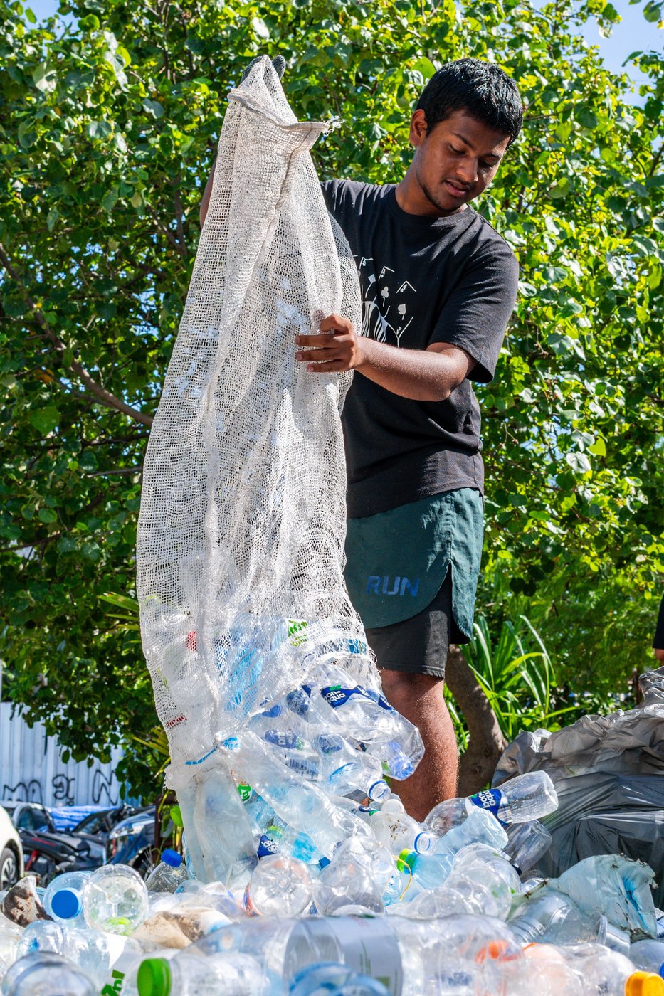 Young activists in the Maldives confront climate threats to their island nation | iNFOnews.ca