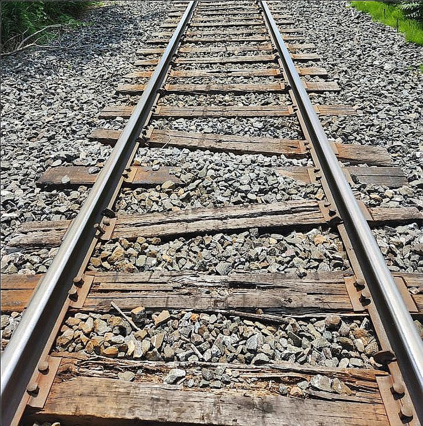 CN Rail tracks near Repentigny derailment had structural problems: TSB | iNFOnews.ca