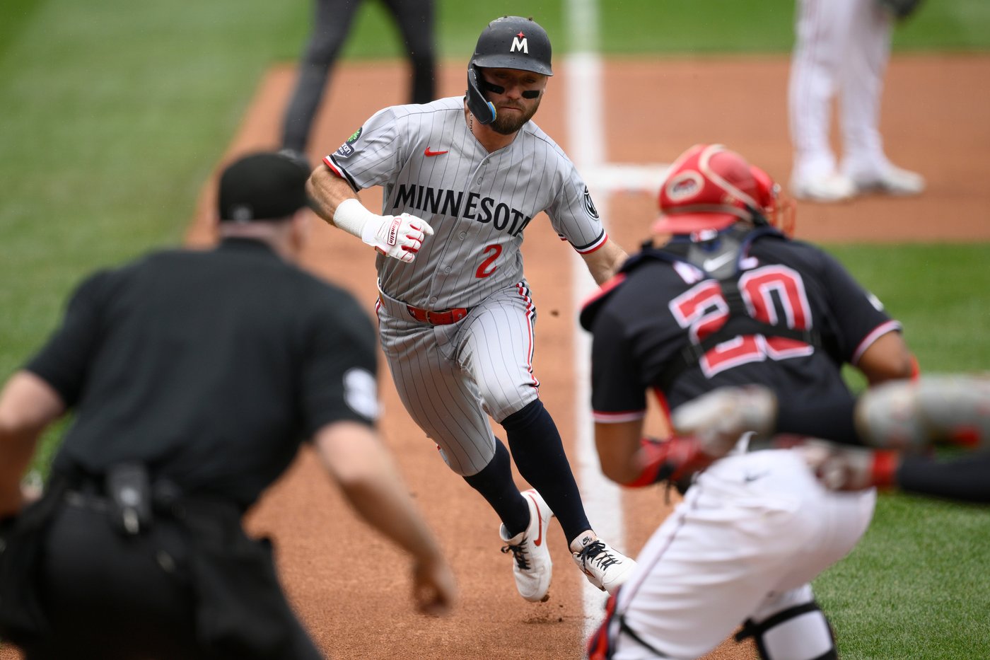 Ruiz powers the Nationals past the Twins 7-5 with a go-ahead 7th-inning homer and 4 RBIs | iNFOnews.ca