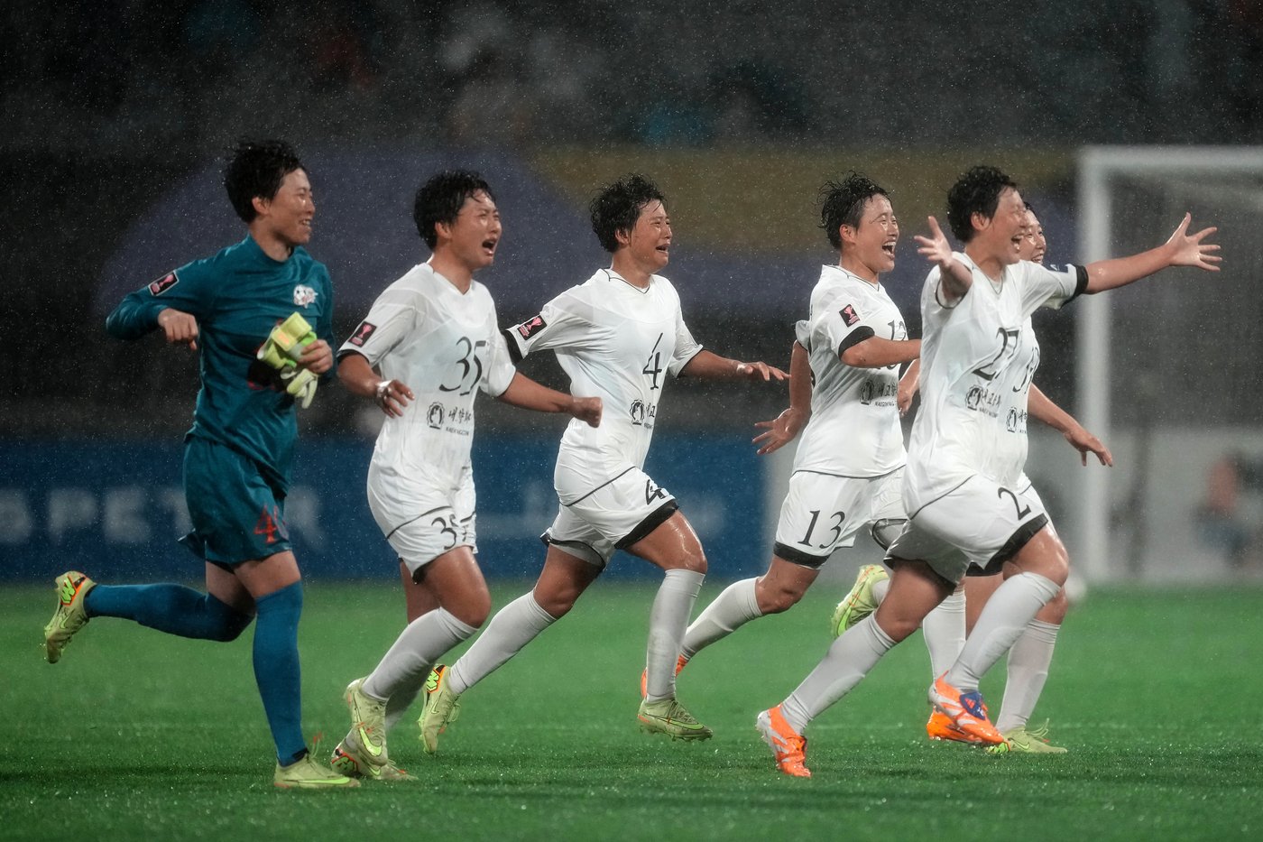 North Korean soccer team beats South Korean hosts in rare match between divided countries | iNFOnews.ca