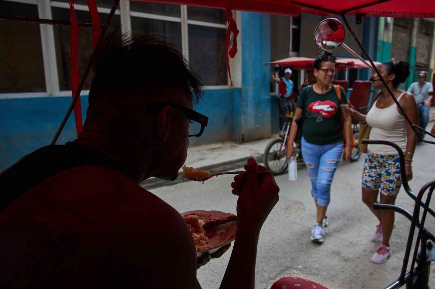 Islandwide blackout hits Cuba as its fuel reserve dwindles and aging grid crumbles | iNFOnews.ca