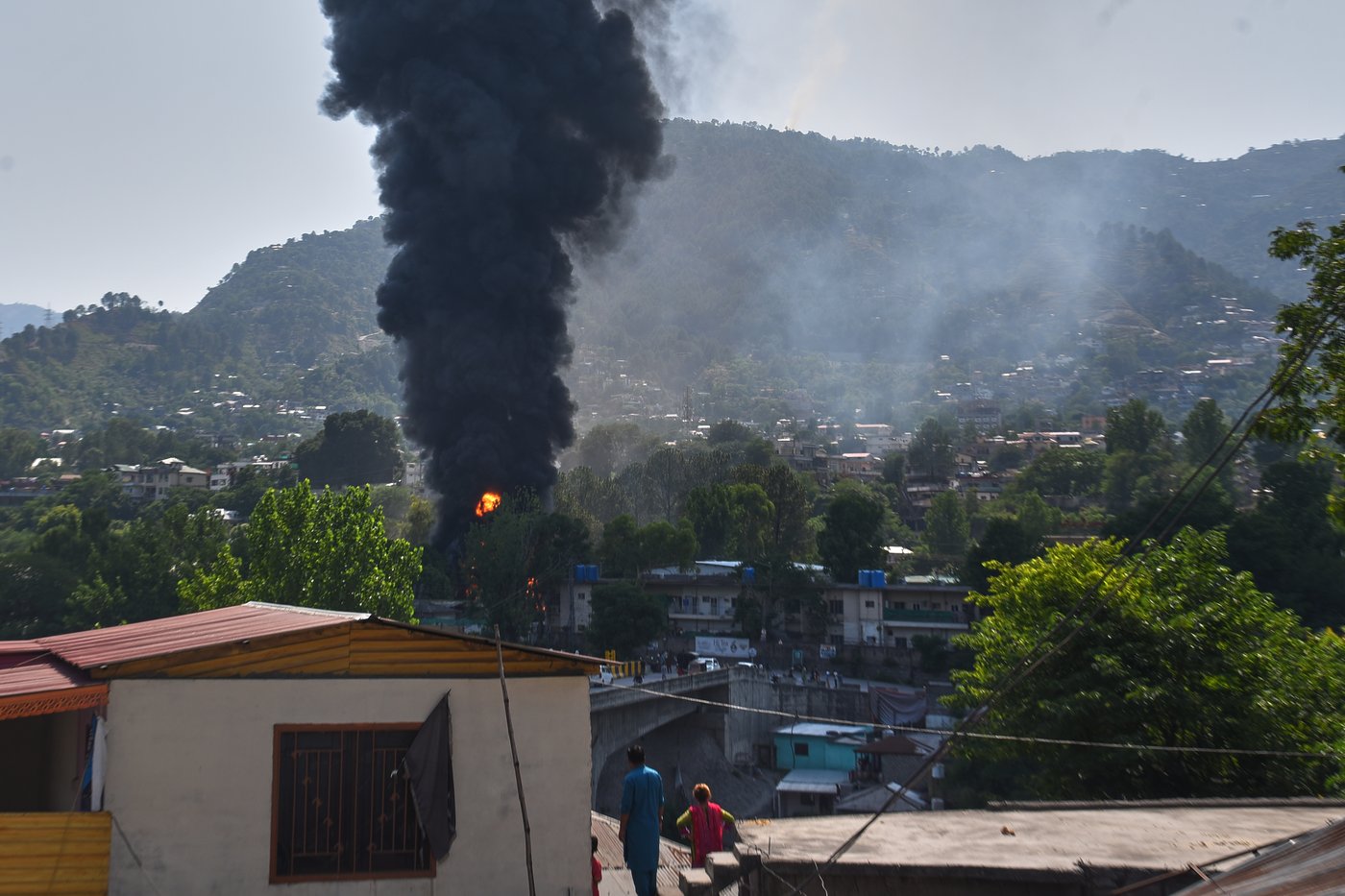 Pakistan army helicopter crashes in Kashmir because of technical fault, killing all on board | iNFOnews.ca Pakistan army helicopter crashes in Kashmir because of technical fault, killing all on board | iNFOnews.ca