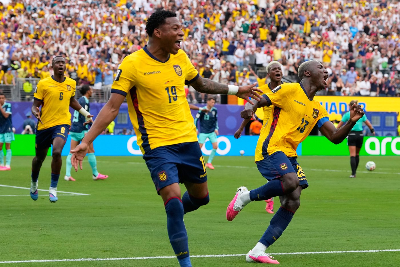Ecuador advances to World Cup knockout rounds, beats Germany 2-1 on Plata's 77th-minute goal | iNFOnews.ca