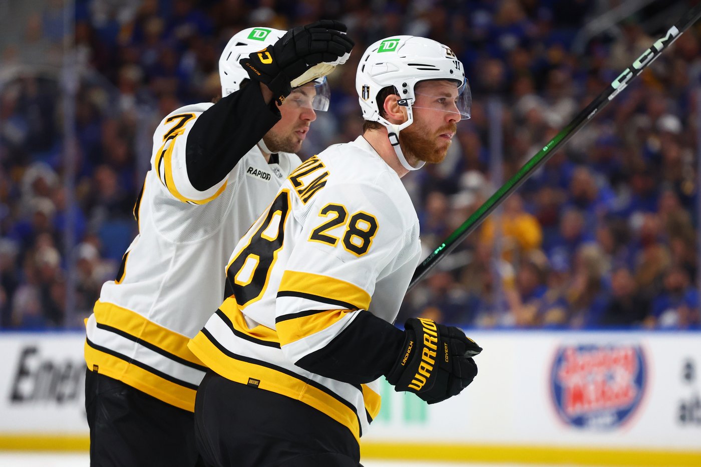 Pastrnak scores 9:14 into OT and Bruins avoid elimination with 2-1 win over Sabres | iNFOnews.ca