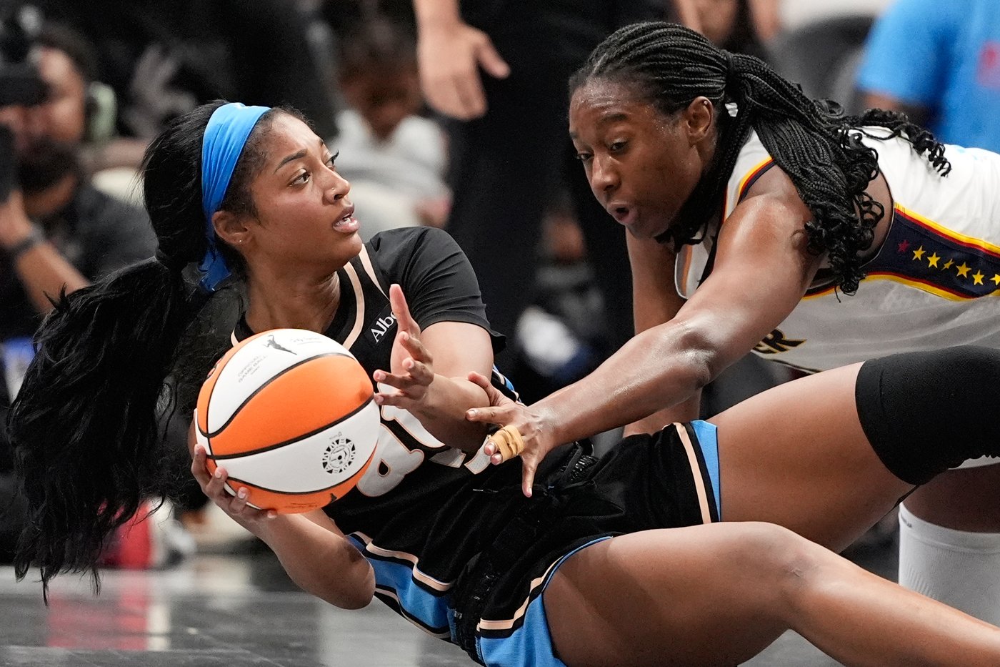 Angel Reese has stunning perfect shooting night in the Dream's 124-88 romp over the Sparks | iNFOnews.ca