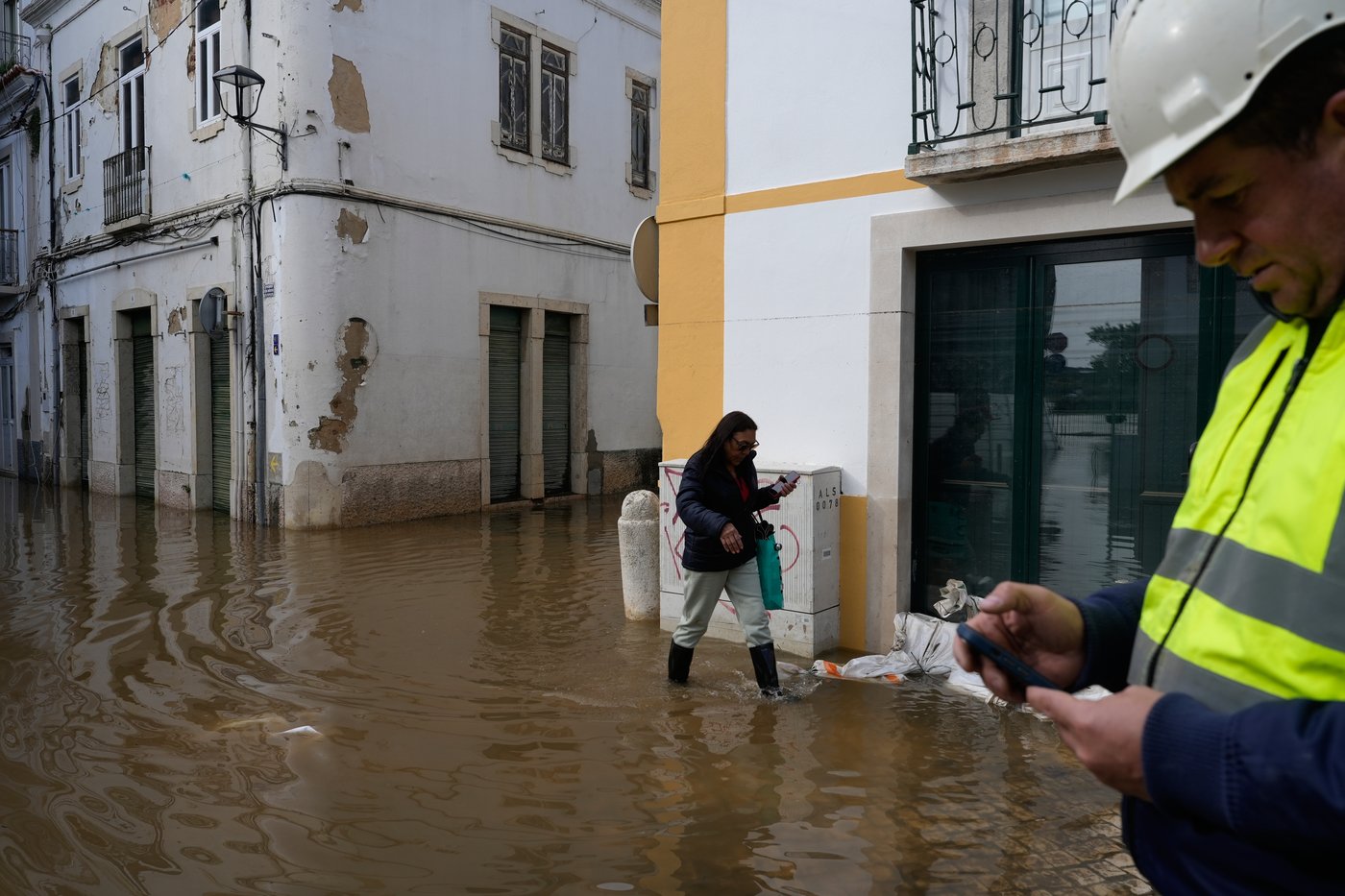 Spain and Portugal continue to battle Storm Leonardo as new storm approaches | iNFOnews.ca
