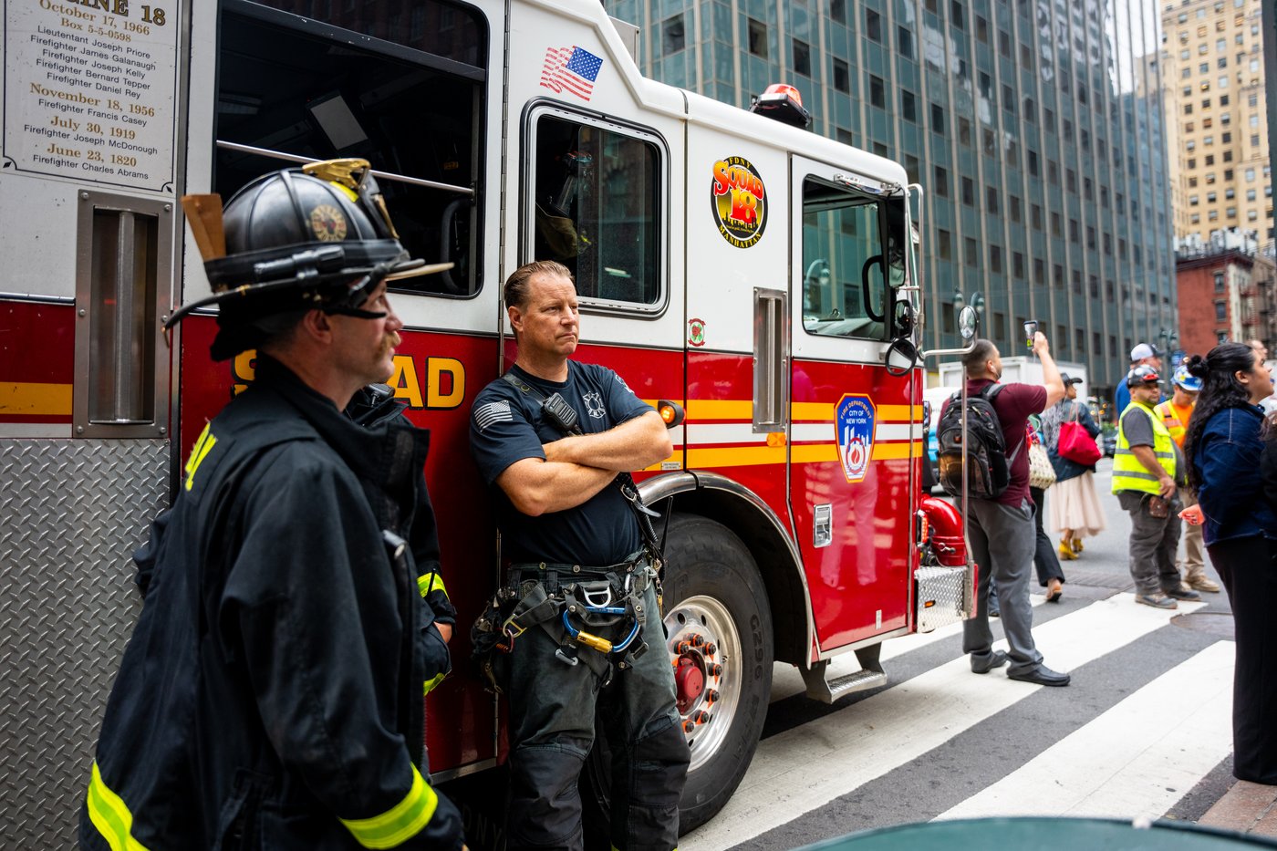 Manhattan high-rise is still unstable after bricks fall and columns buckle, officials say | iNwheels