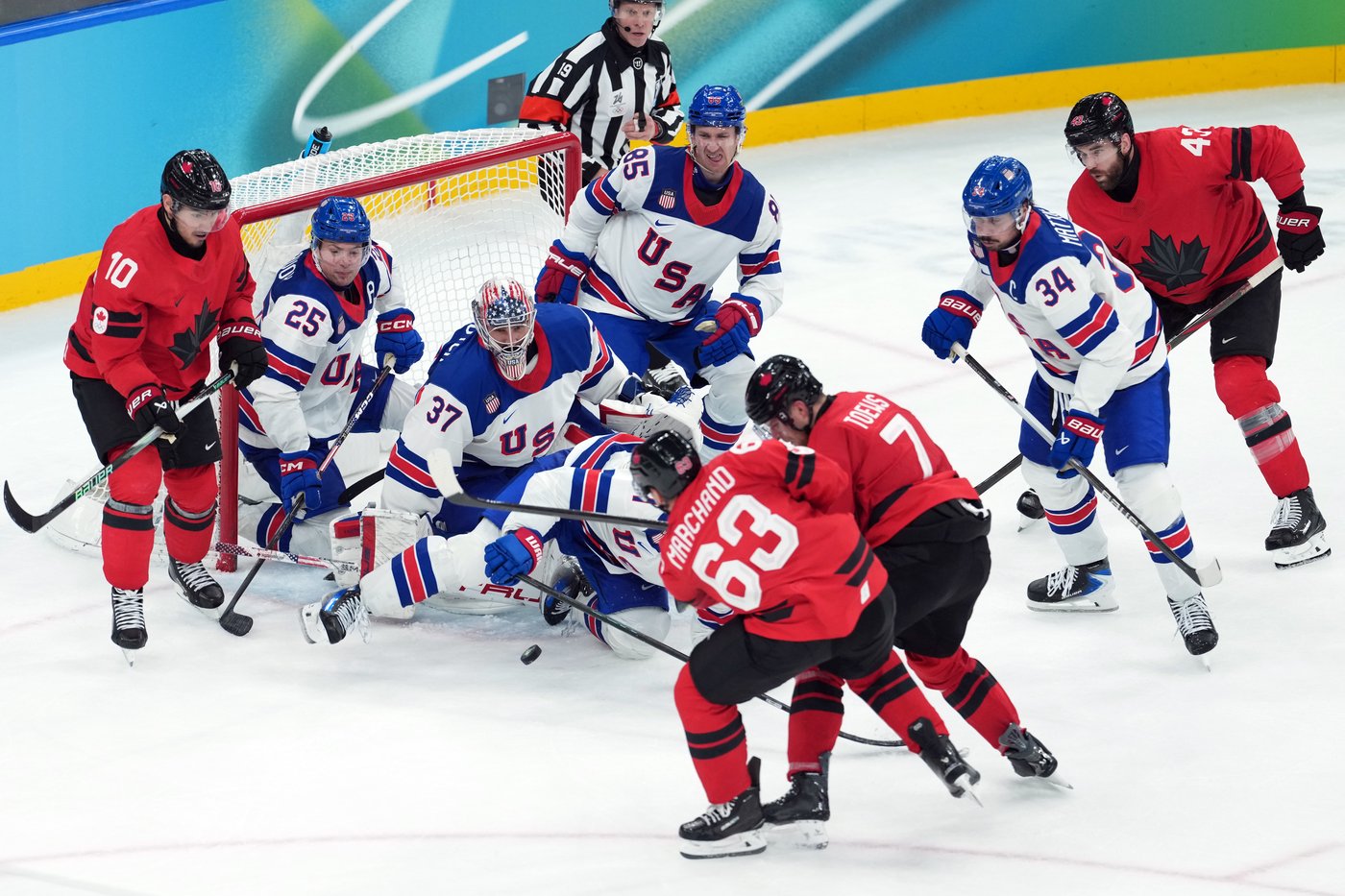 Jets rave about goaltender Connor Hellebuyck's gold-medal game outing for U.S. | iNFOnews.ca