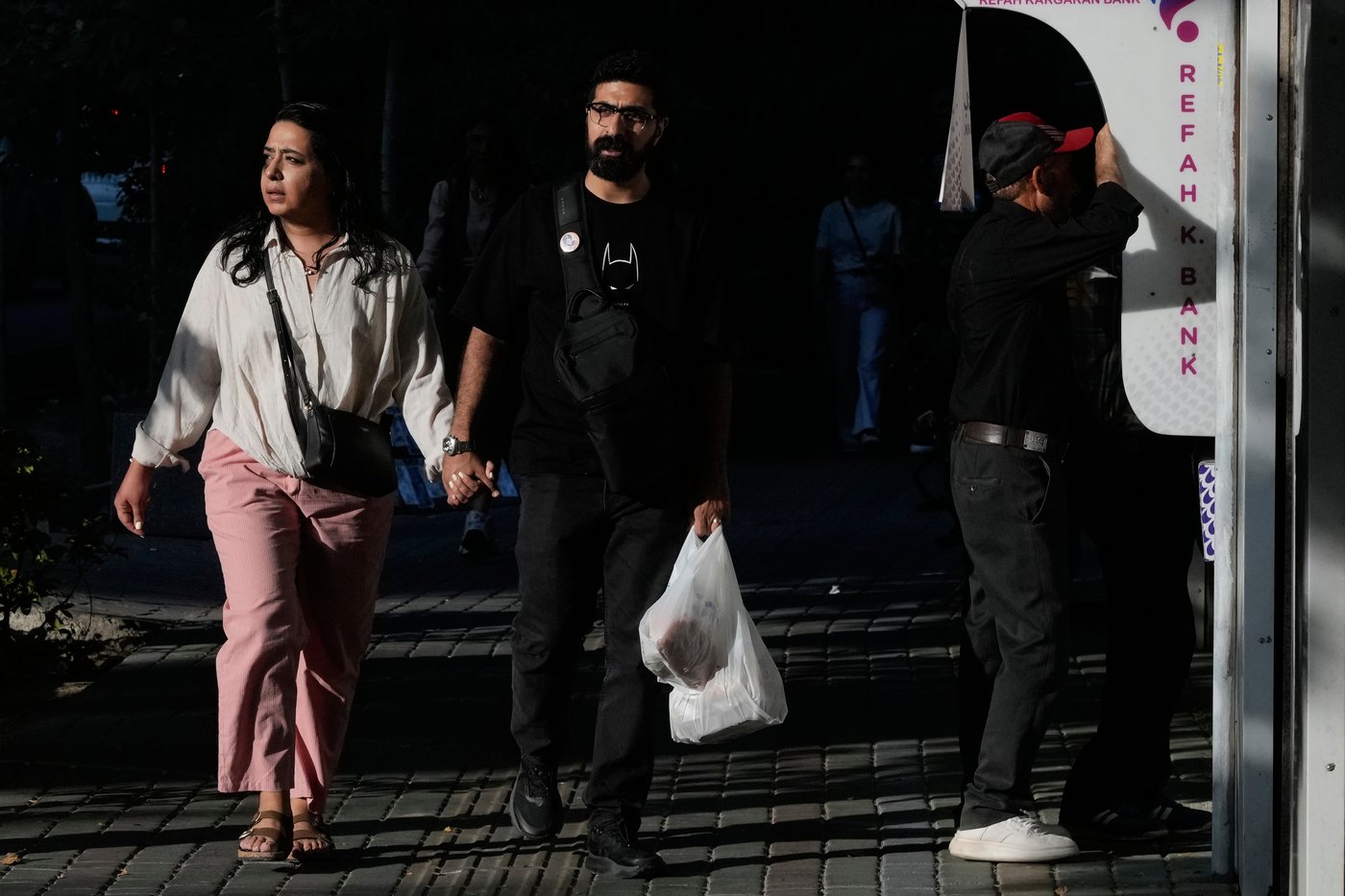 Photos of daily life in Tehran as Iran braces for new US sanctions | iNFOnews.ca
