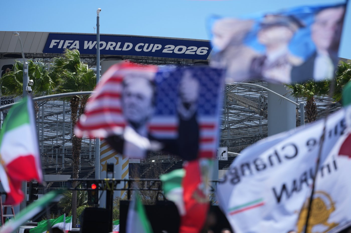 As Iran chases the World Cup, its US diaspora is divided between protesting and cheering | iNFOnews.ca