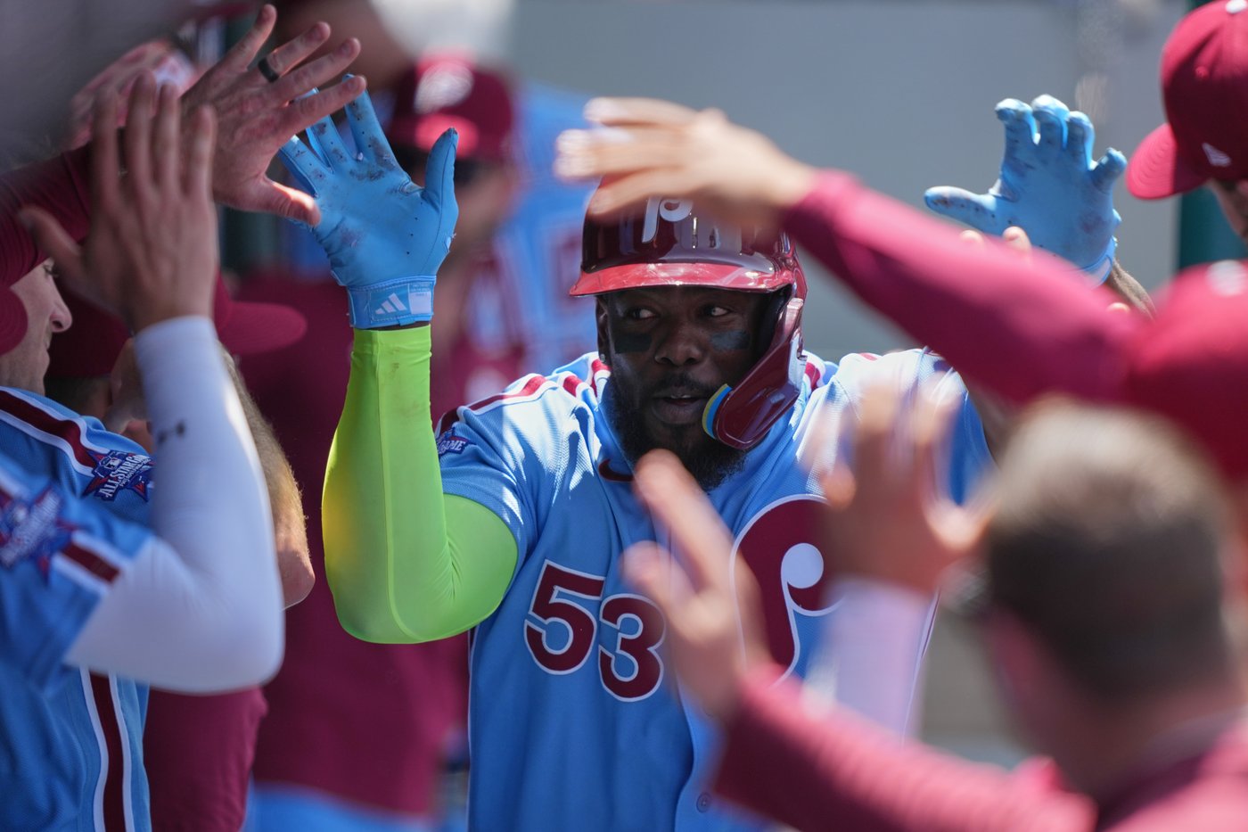 Phillies OF Adolis García leaves game because of pulled muscle in right shoulder | iNFOnews.ca