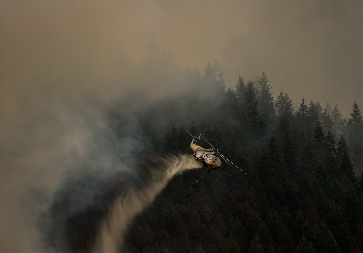 Nervous times in Pemberton, B.C., as residents watch fire fight from their backyards | iNhome Nervous times in Pemberton, B.C., as residents watch fire fight from their backyards | iNhome