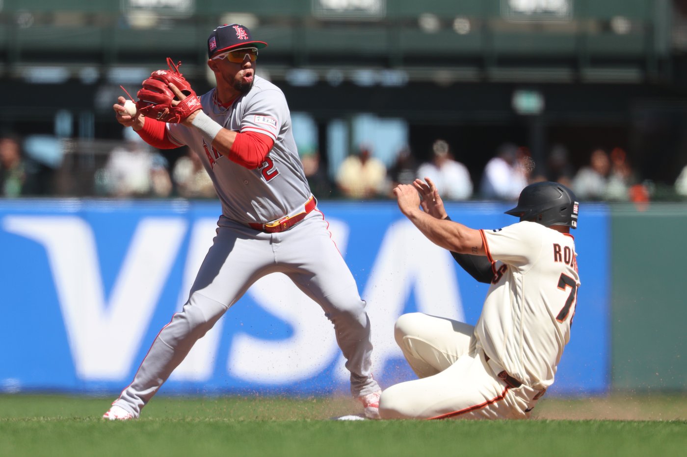 Trout's 1st 4-hit game since the 2021 season powers the Angels to a 4-3 win over the Giants | iNFOnews.ca