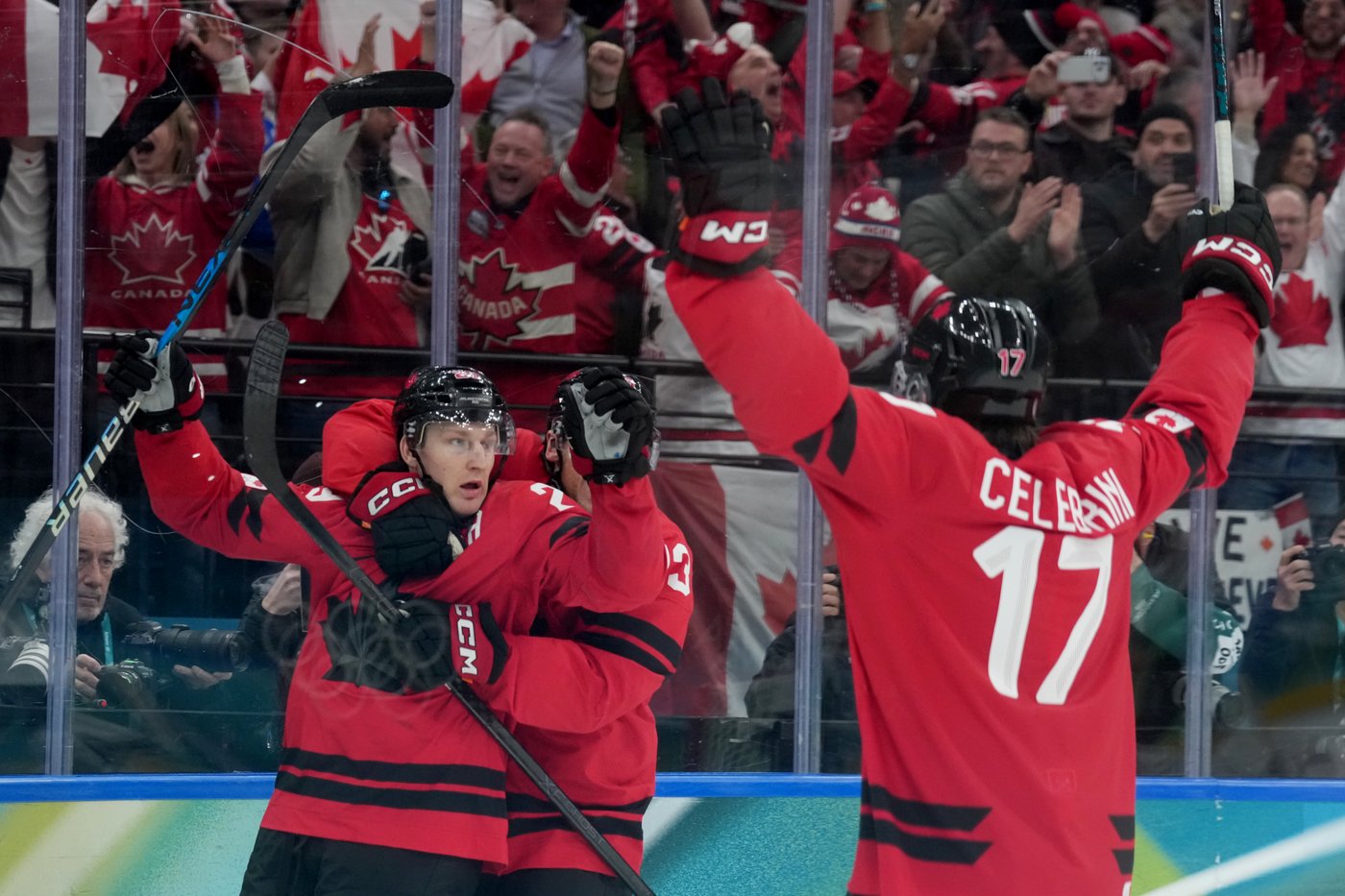 MacKinnon lifts Canada into gold-medal game; Maltais wins third medal in Milan | iNFOnews.ca
