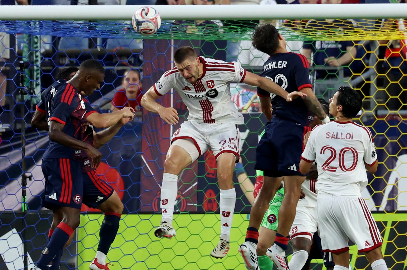 Gavran earns second straight clean sheet in Toronto's scoreless draw with Revolution | iNFOnews.ca Gavran earns second straight clean sheet in Toronto's scoreless draw with Revolution | iNFOnews.ca