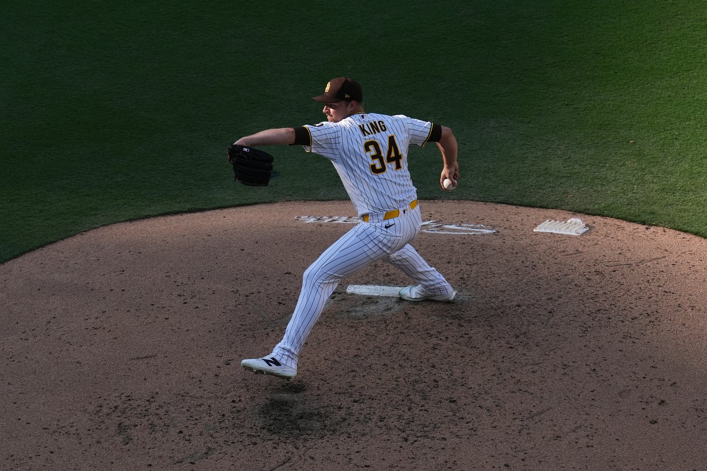 Jackson Merrill's home run helps Padres beat Astros 3-2 | iNFOnews.ca