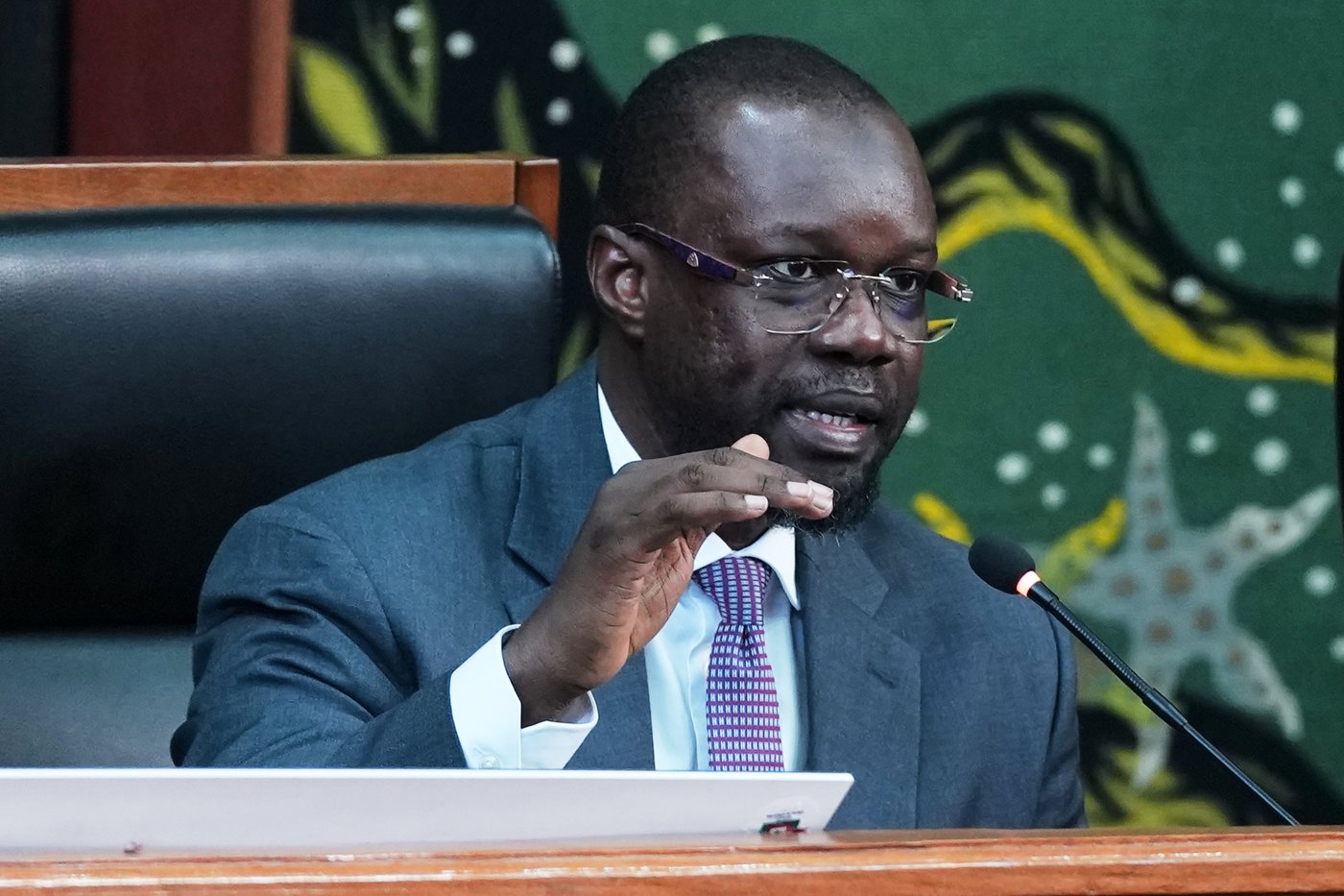 Senegal’s lawmakers defy president and elect ousted Sonko as speaker | iNFOnews.ca
